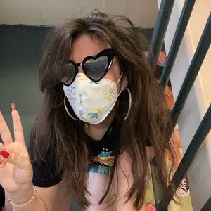 Meet your Posher, Sherry